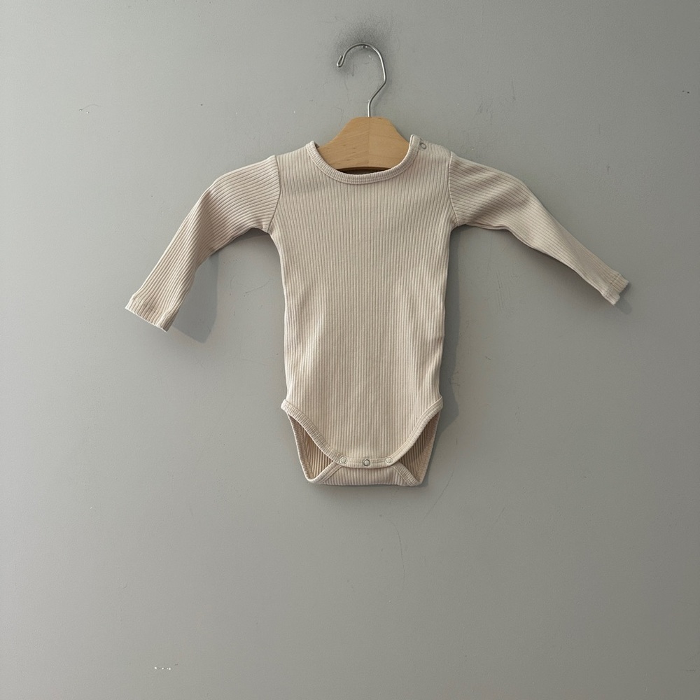 $12 ADD ON quincy mae onesie cream ribbed bodysuit 6-12M Zara Rylee + cru